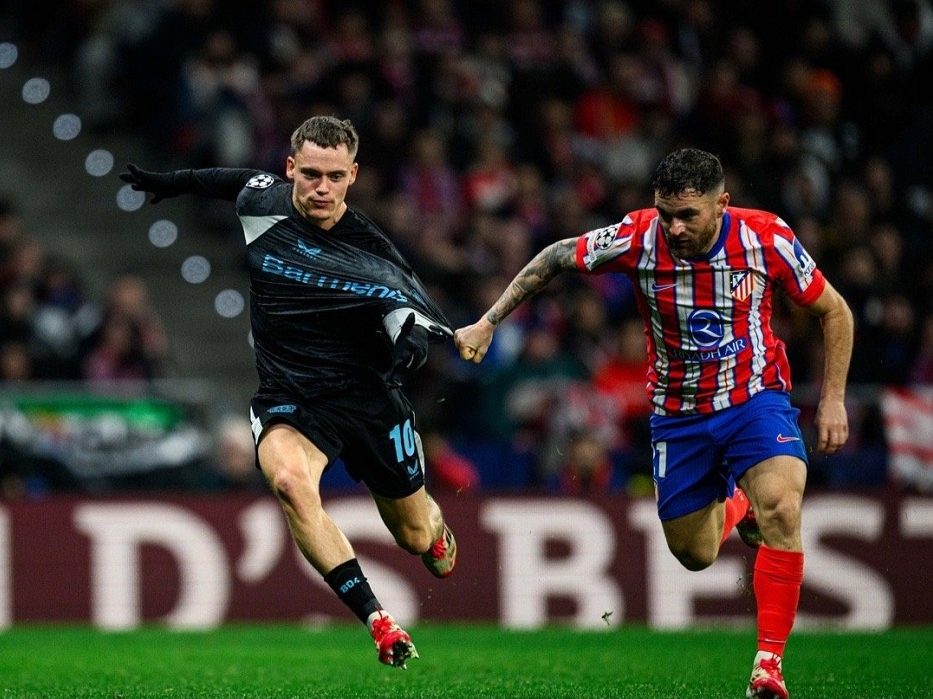 韩国轻取马德里竞技，德布劳内点燃赛场