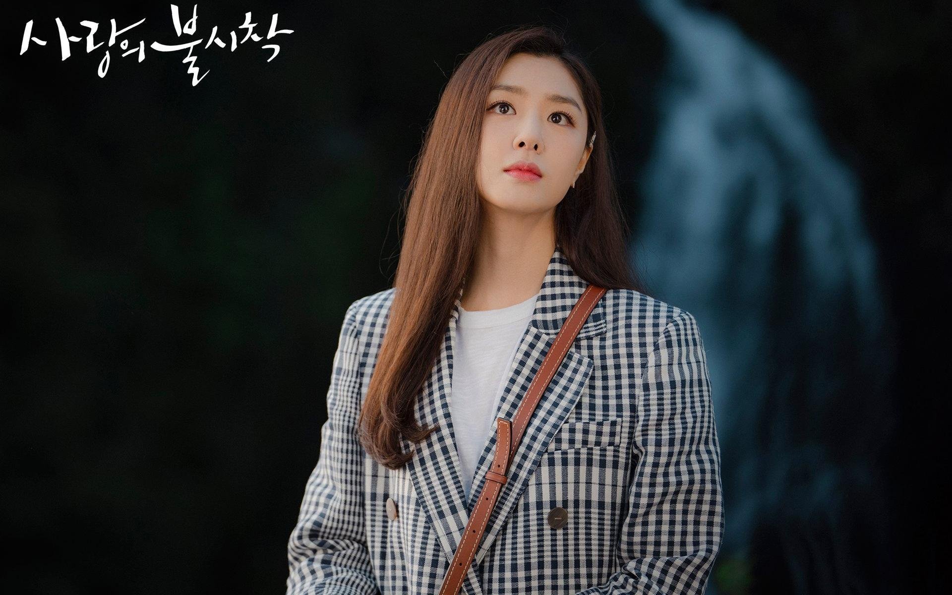 黄昏的骑士与叹息之墙，罗德里末节神话与巴黎铁血防守的艺术