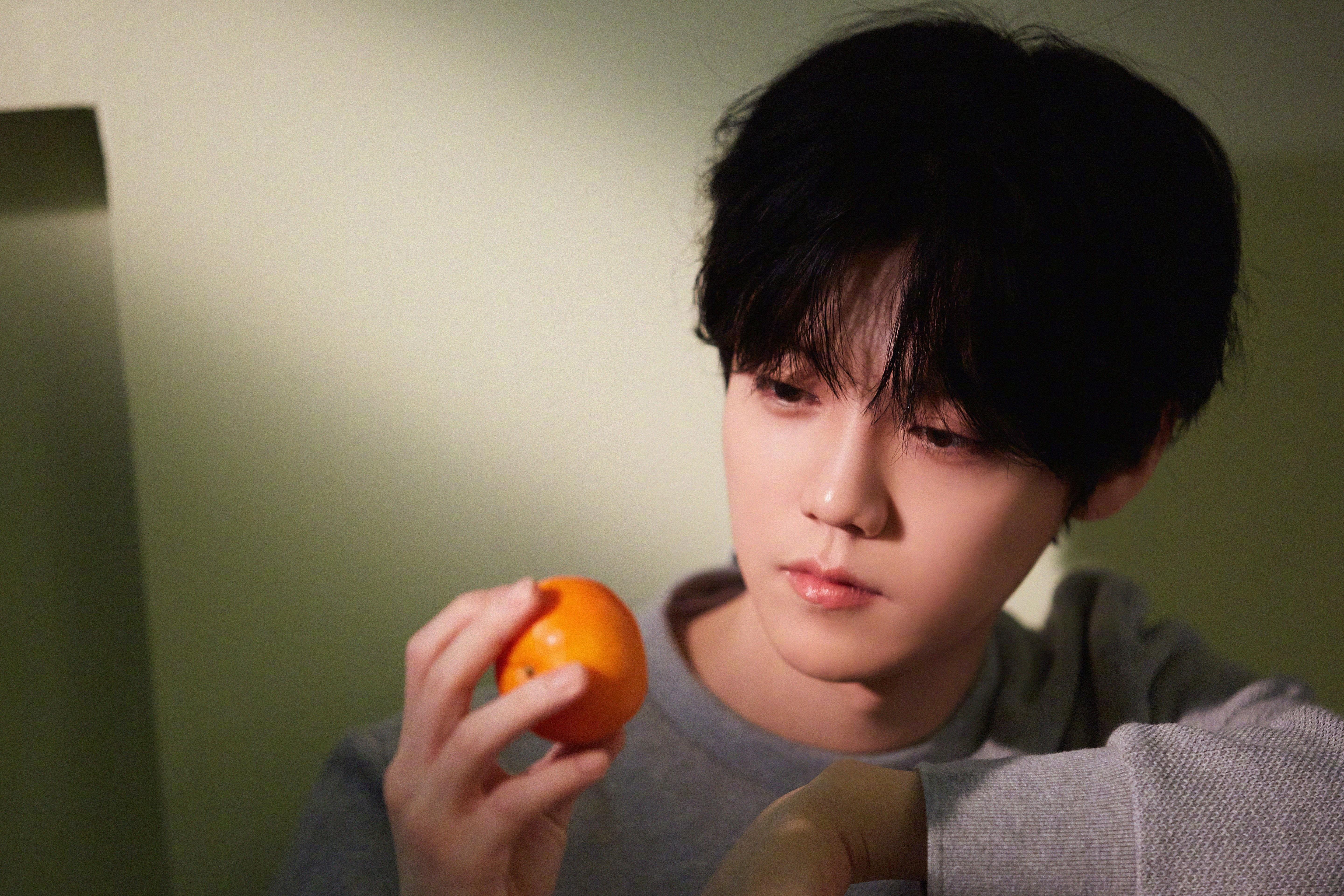 璀璨新星破红军，克瓦拉茨赫利亚照亮葡萄牙历史性胜利