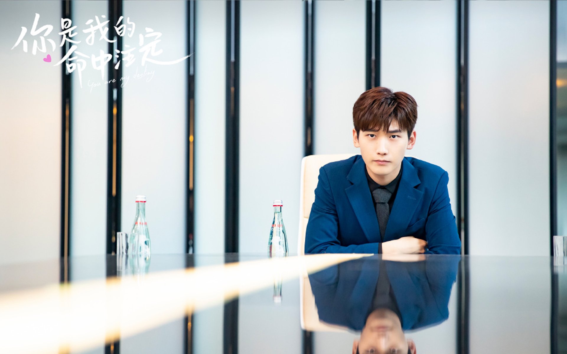 冠军基因,四十年后,一个少年在雨夜完成足球传承的闭环