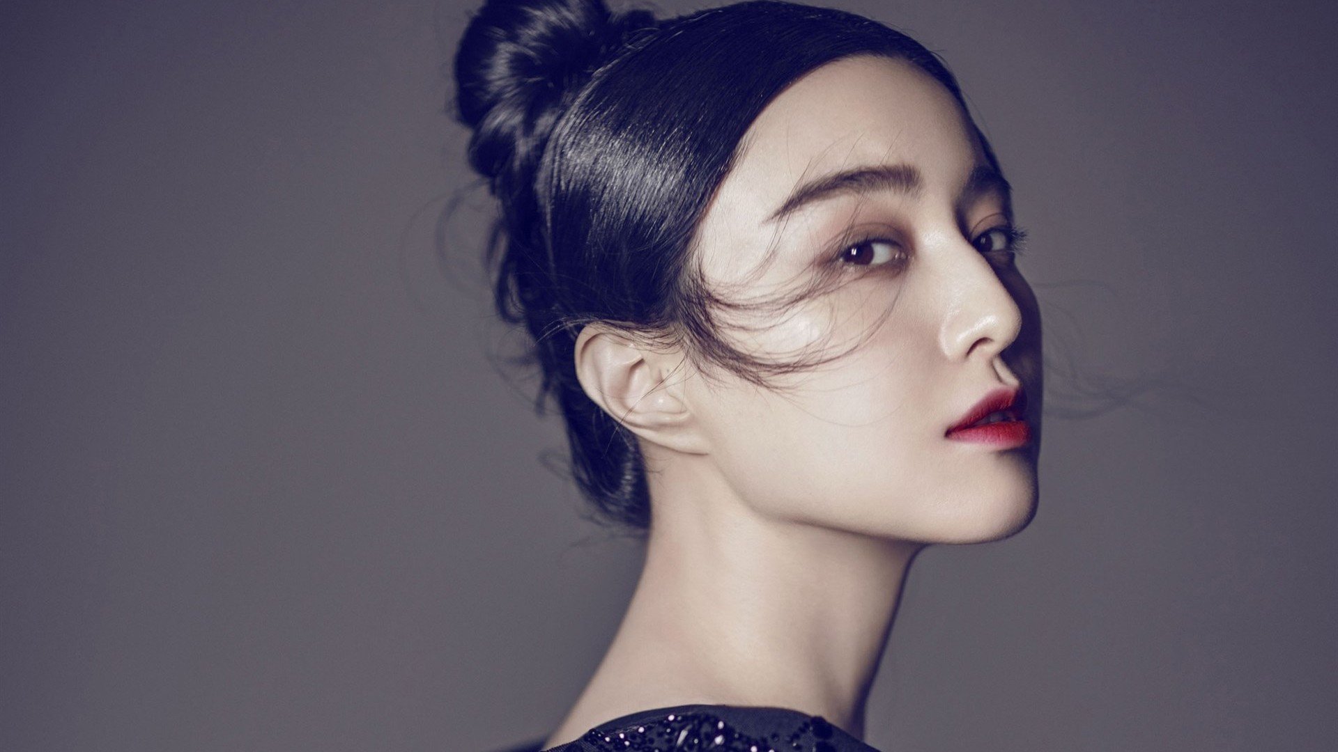 超级马里降临老特拉福德，欧冠史上最颠覆性一战，新王当立